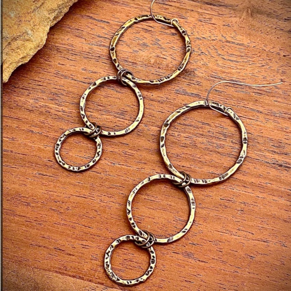 NWT- Bronze triple hoop statement earrings with raw brass earwire